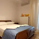 Alexandras House