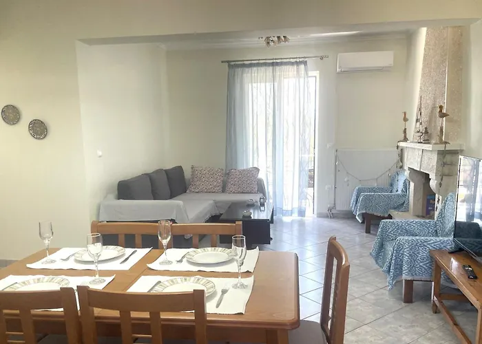 Alexandras House Daire Lefkáda